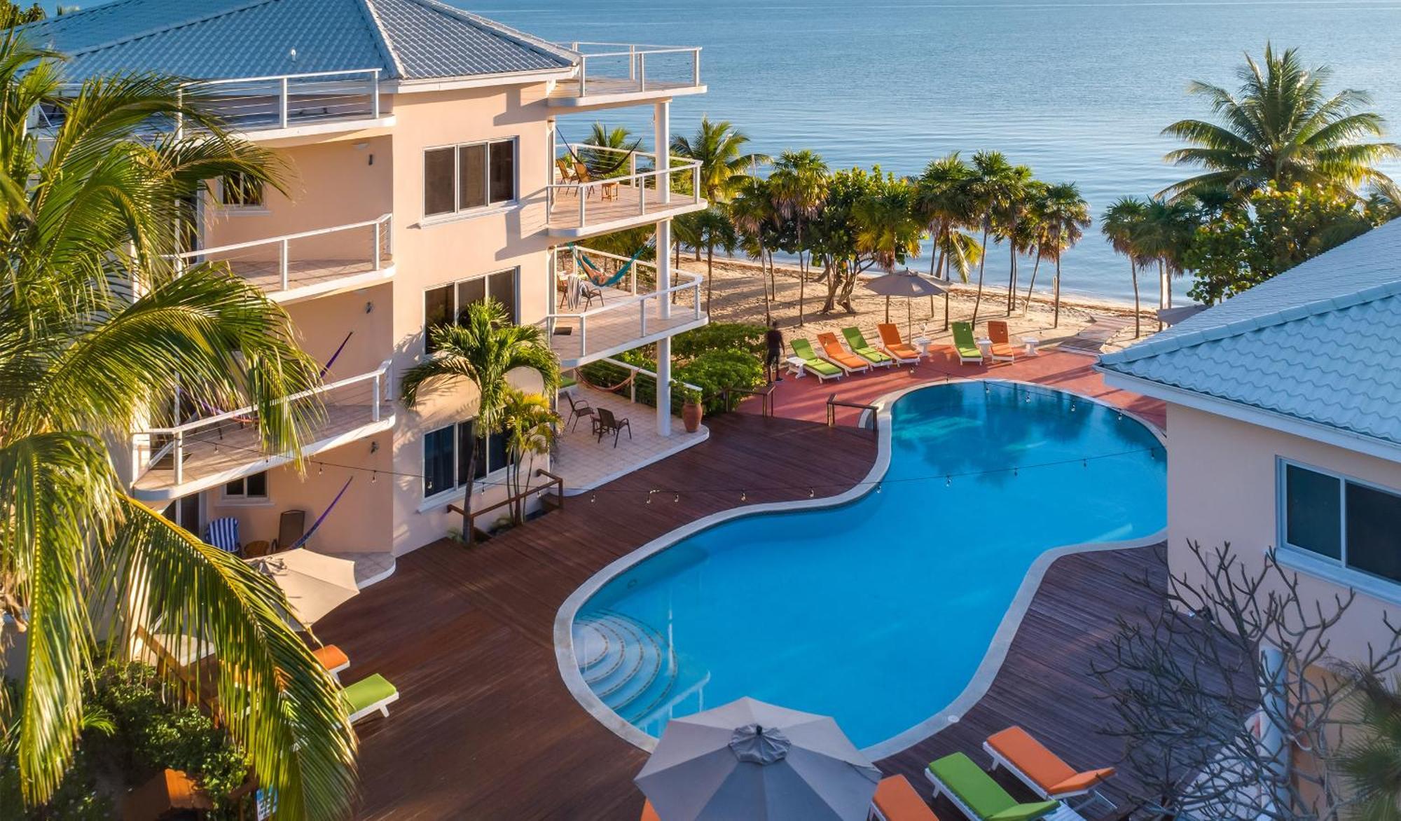 Laru Beya Resort Placencia Екстериор снимка