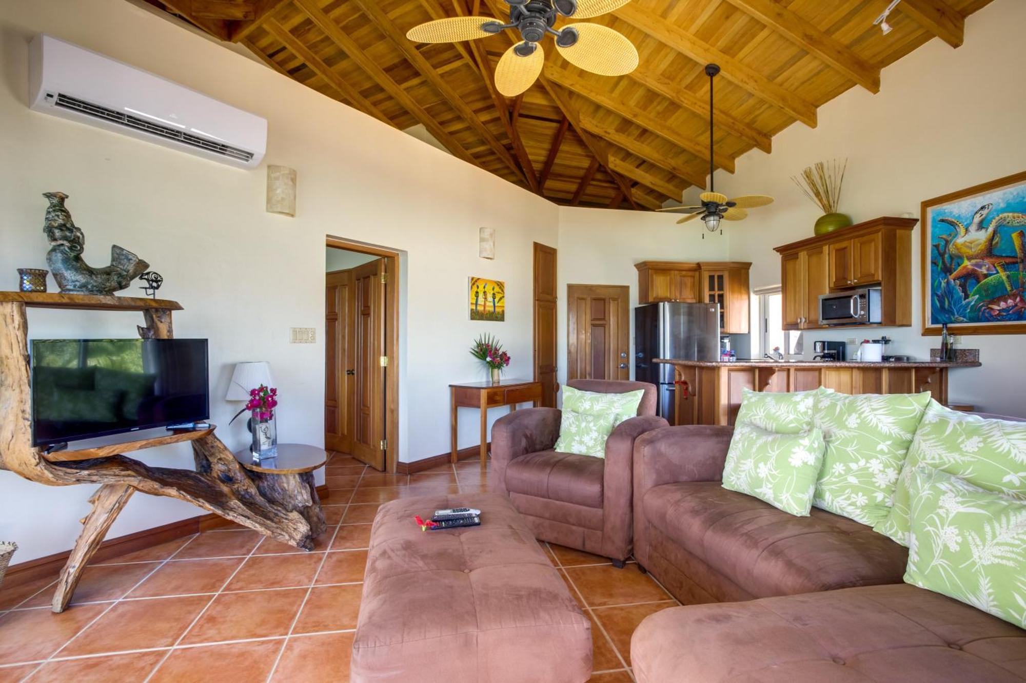 Laru Beya Resort Placencia Екстериор снимка