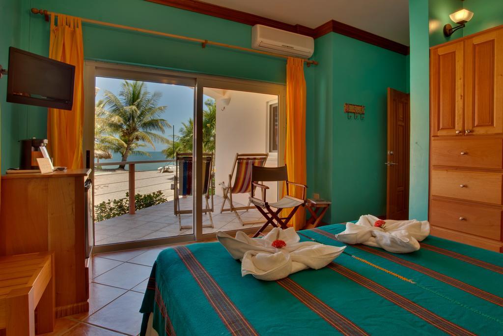 Laru Beya Resort Placencia Екстериор снимка